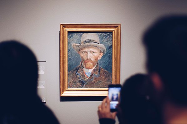 Currículo Atualizado: O que Colocar e o que Eliminar para Chamar a Atenção em 2024